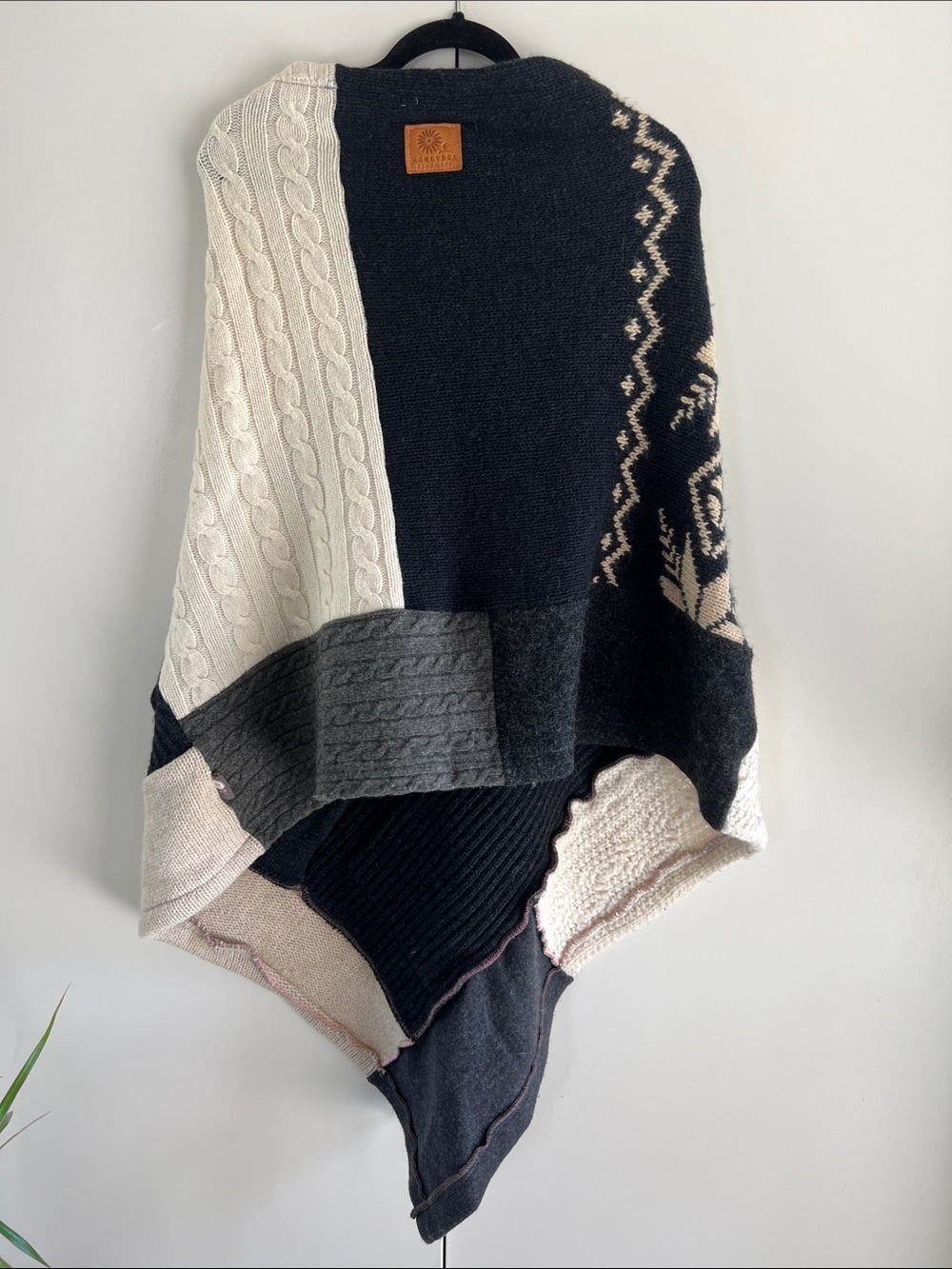 Honeybea Handmade Wool Poncho - Picture 10 of 12